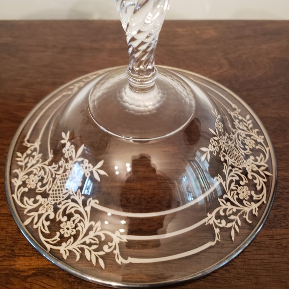 Set of 2 Crystal Pedestal Compote Dishes with Silver Inlay - Picture 3 of 8